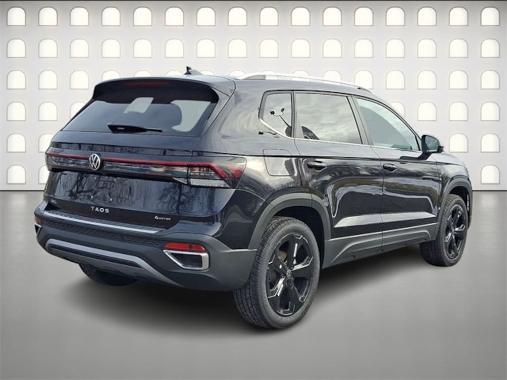 New 2026 Volkswagen Taos 1.5T SEL SUV