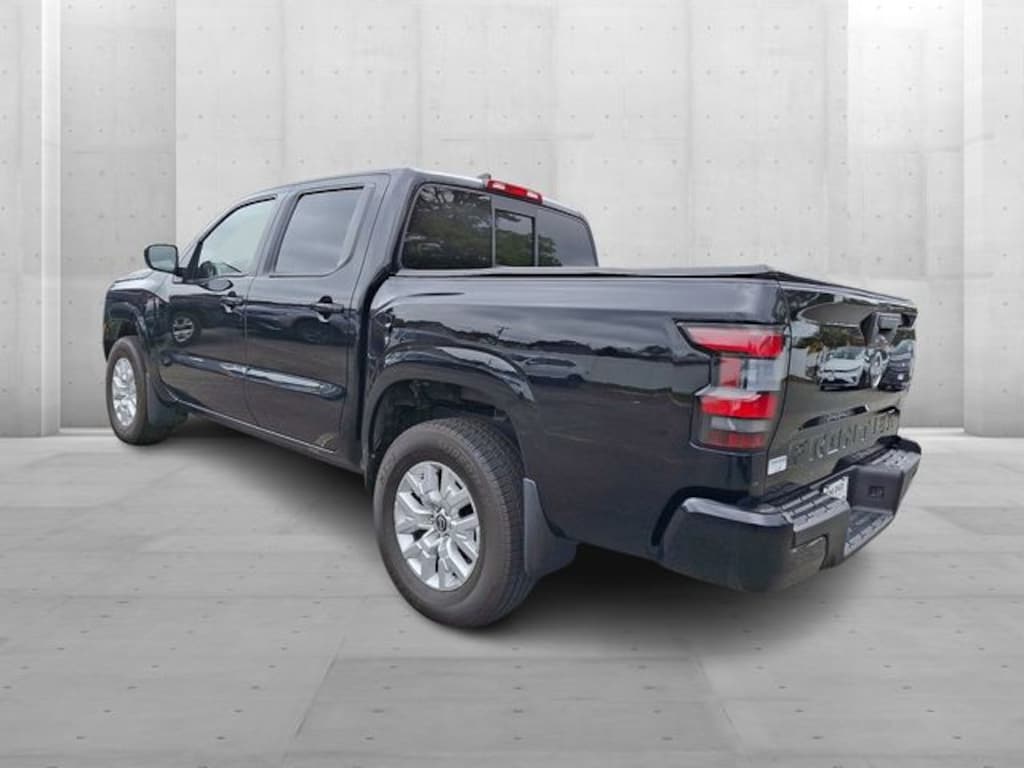 Used 2022 Nissan Frontier SV Truck Crew Cab