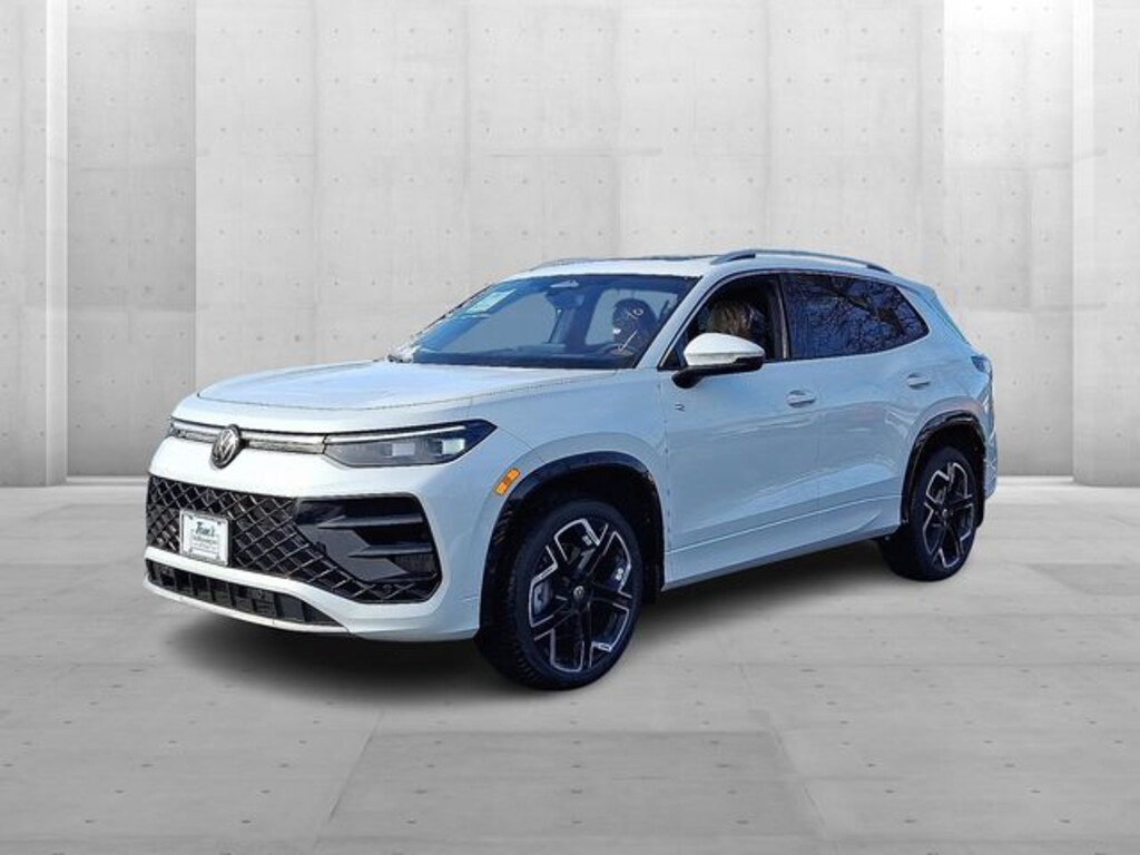 New 2026 Volkswagen Tiguan SEL R-Line Turbo SUV