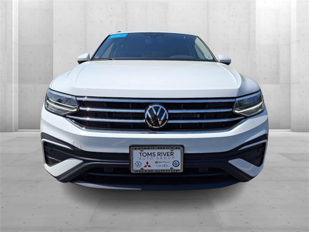 Used 2024 Volkswagen Tiguan 2.0T SE SUV