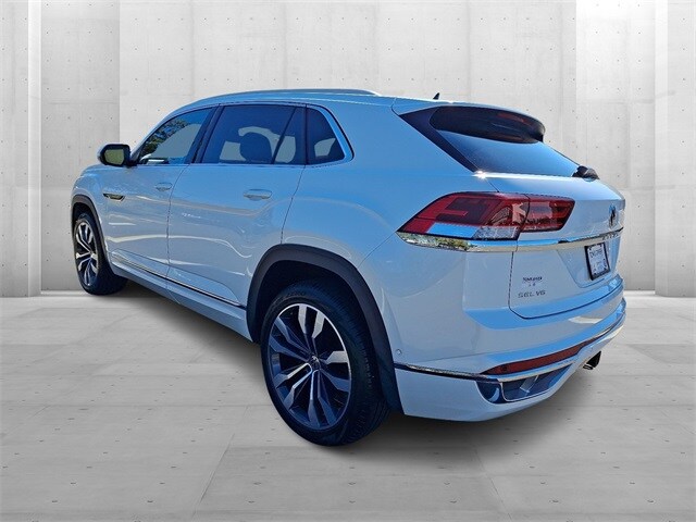 2022 Volkswagen Atlas Cross Sport V6 SEL Premium R-Line photo 3