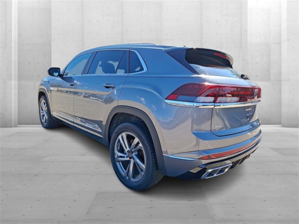 New 2024 Volkswagen Atlas Cross Sport 2.0T SEL R-Line SUV