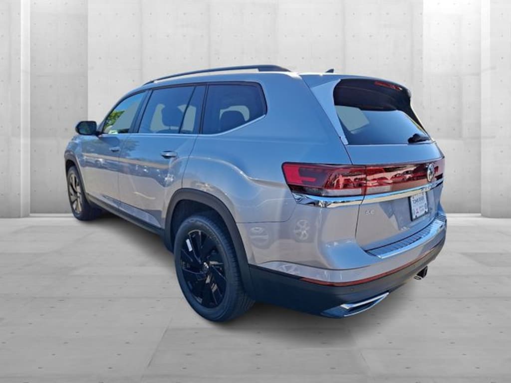 New 2026 Volkswagen Atlas SE w/Technology SUV