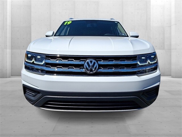 2019 Volkswagen Atlas V6 S photo 2
