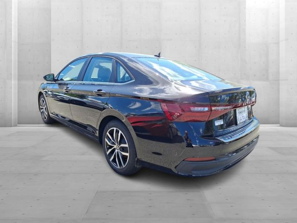 New 2026 Volkswagen Jetta 1.5T SE Sedan
