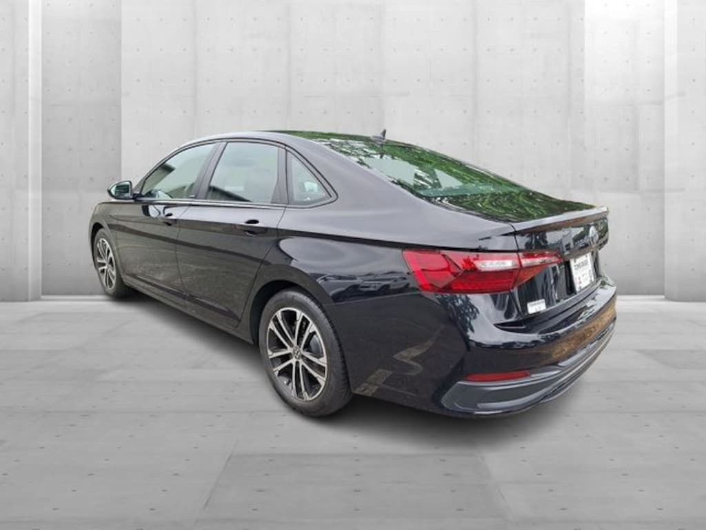 Used 2024 Volkswagen Jetta 1.5T Sport Sedan