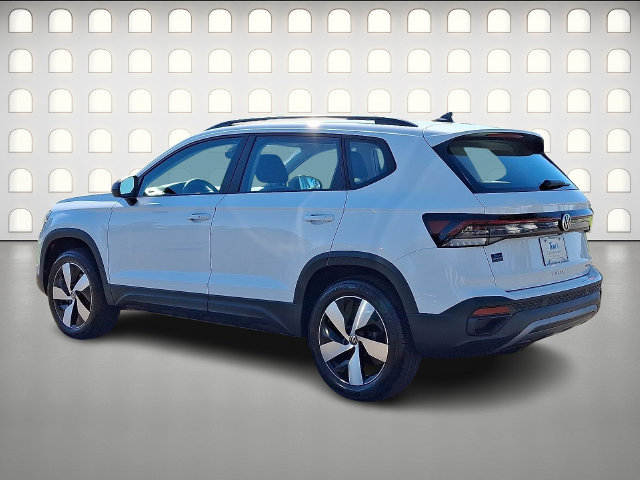2027 Volkswagen Taos 3