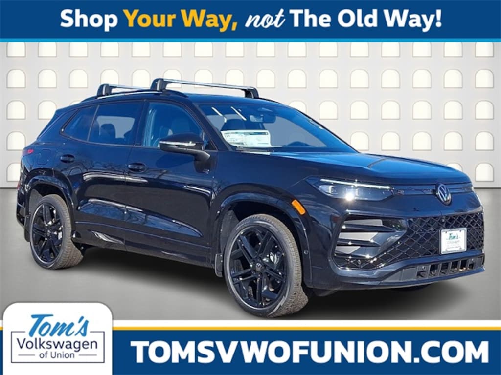 New 2026 Volkswagen Tiguan 2.0T SE R-Line Black SUV