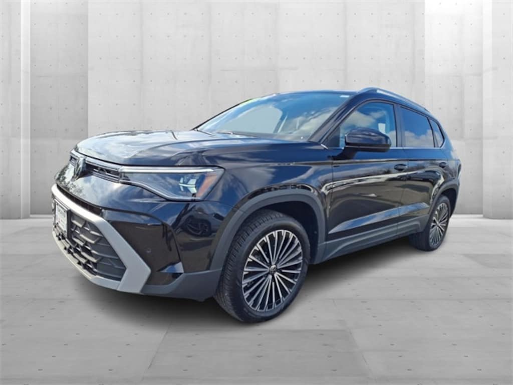 Used 2025 Volkswagen Taos 1.5T SE SUV