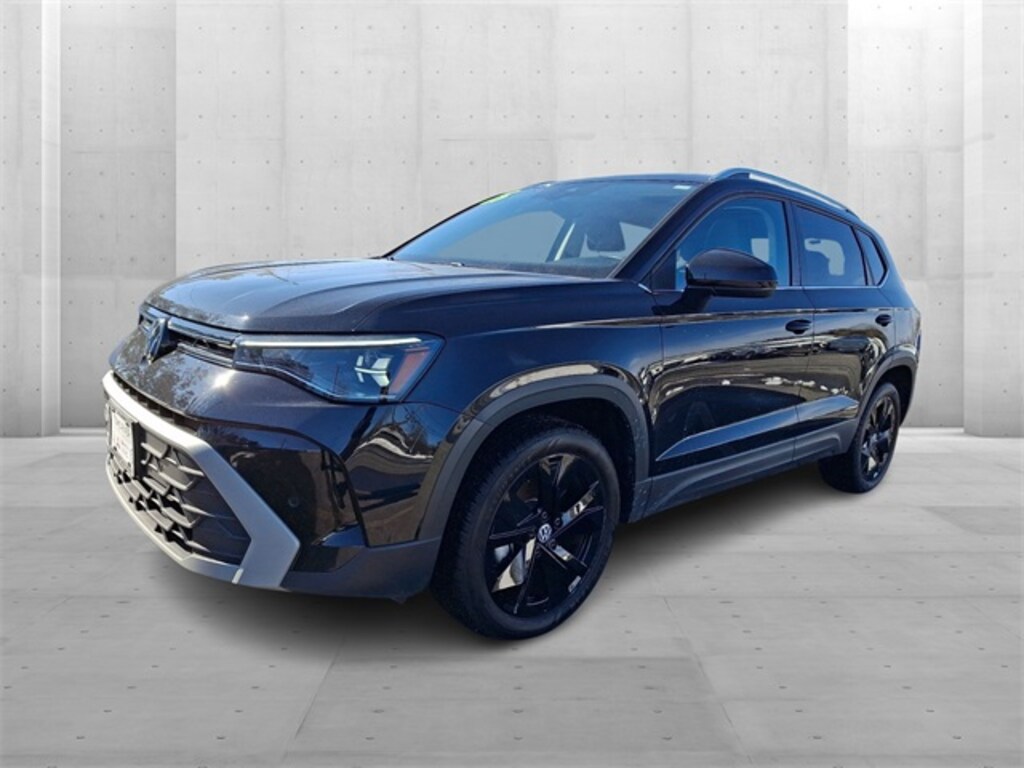 Used 2025 Volkswagen Taos 1.5T SE SUV