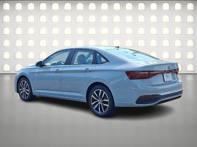 2027 Volkswagen Jetta 3