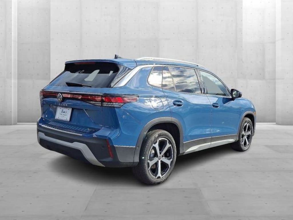 New 2026 Volkswagen Tiguan 2.0T SE SUV