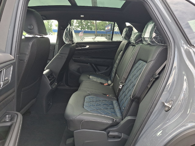 2026 Volkswagen Atlas Cross Sport 6