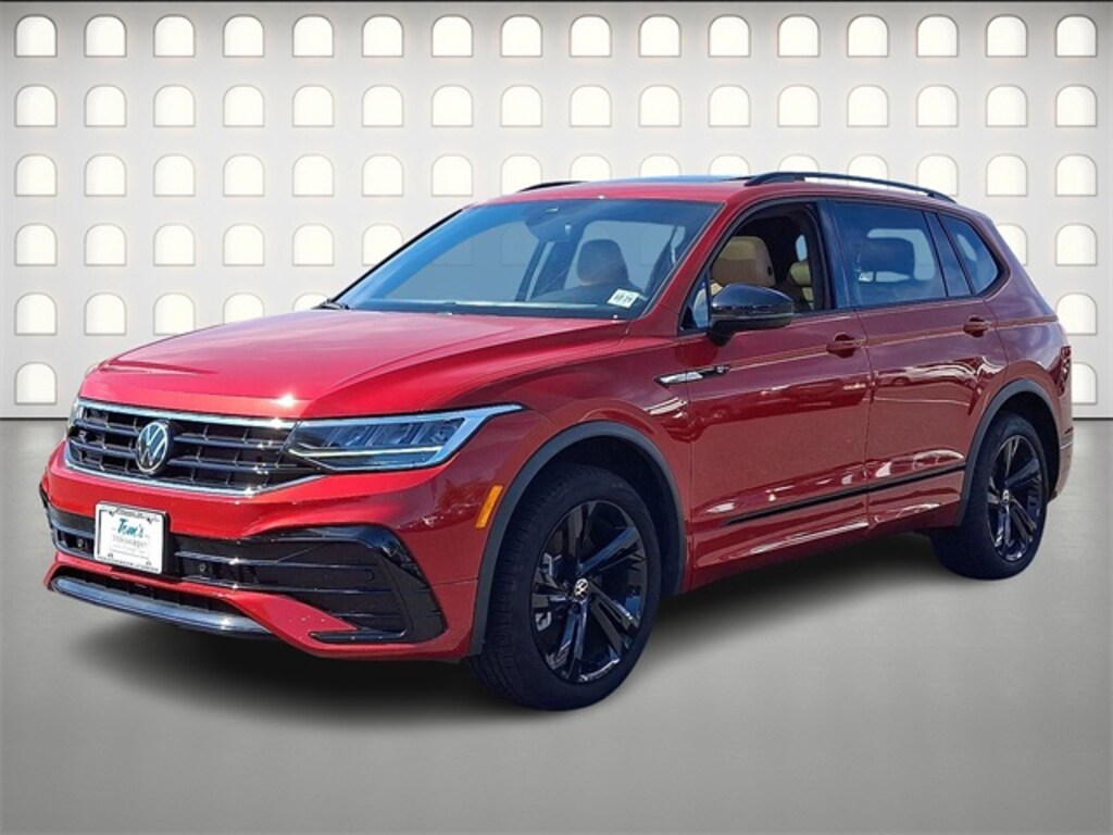 Certified 2024 Volkswagen Tiguan 2.0T SE R-Line Black SUV
