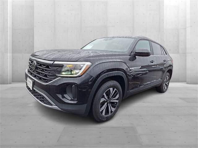 2026 Volkswagen Atlas Cross Sport SE photo 2