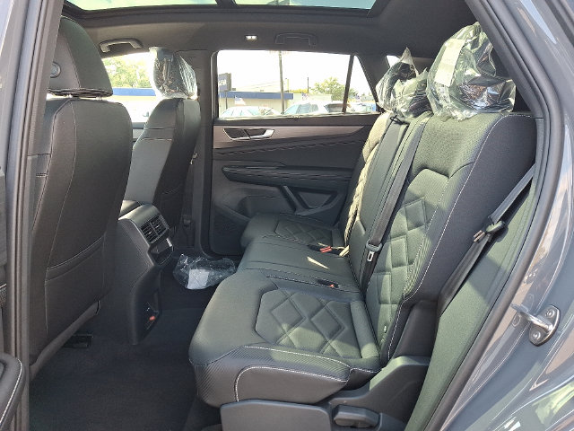 2026 Volkswagen Atlas Cross Sport 6