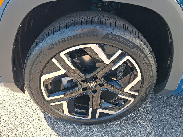 2027 Volkswagen Atlas 5