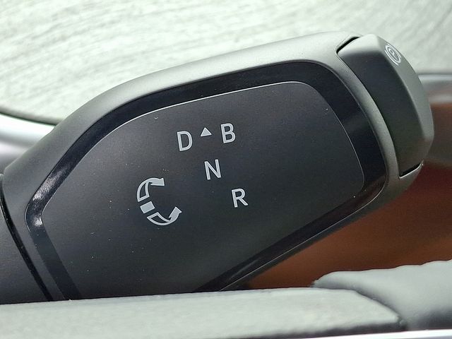 2025 Volkswagen ID. Buzz PRO S - Photo 10