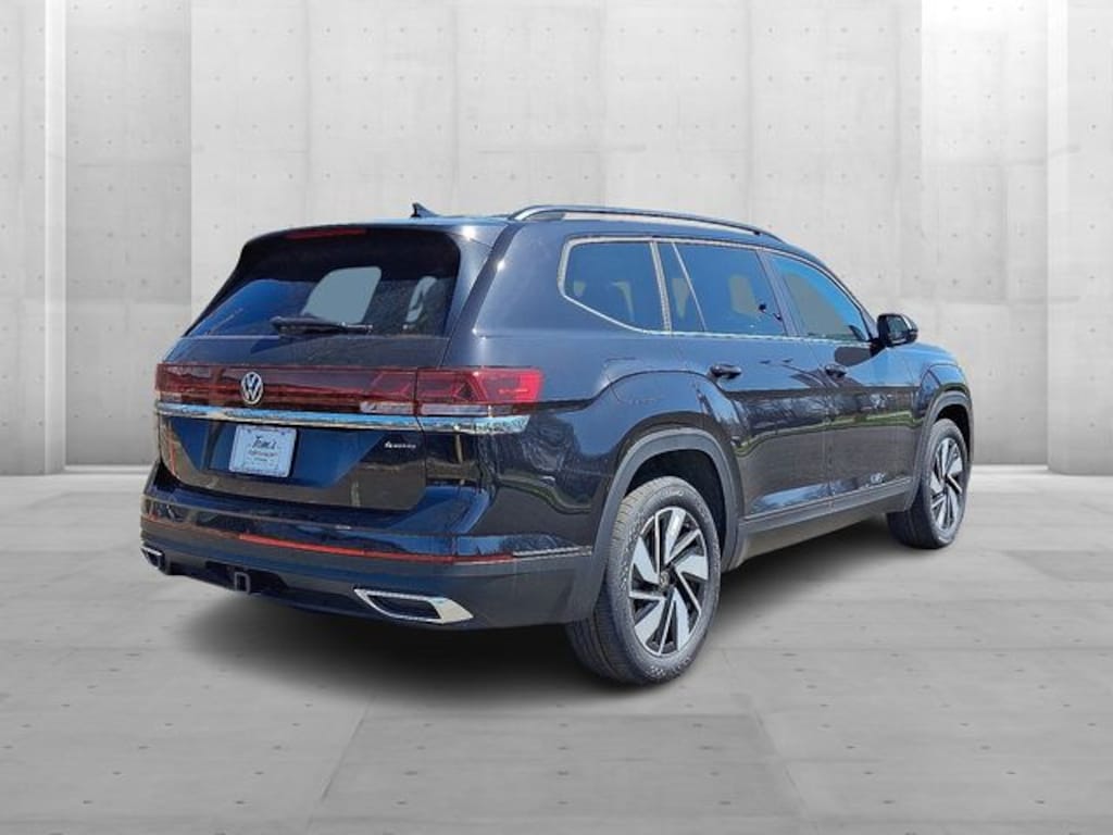 New 2026 Volkswagen Atlas SE w/Technology SUV