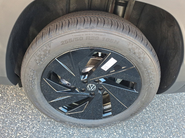2027 Volkswagen Atlas 5