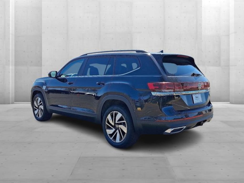 New 2026 Volkswagen Atlas SE w/Technology SUV