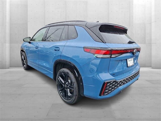 2025 Volkswagen Tiguan SE R-Line Black photo 3
