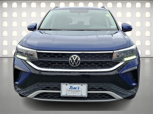 Used 2022 Volkswagen Taos SE with VIN 3VVWX7B27NM042085 for sale in Union, NJ