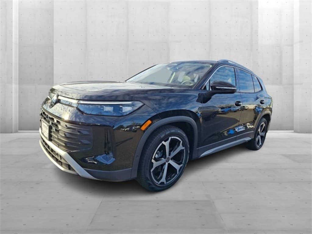 New 2026 Volkswagen Tiguan 2.0T SE SUV