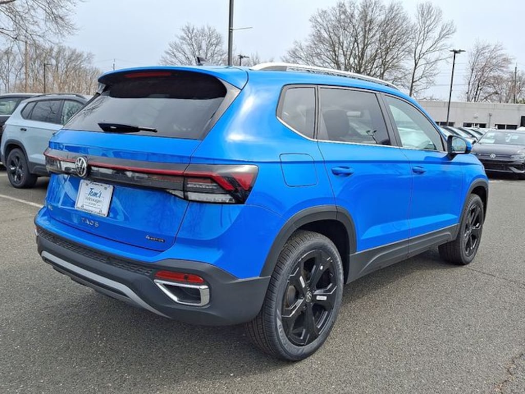 Used 2025 Volkswagen Taos 1.5T SEL SUV
