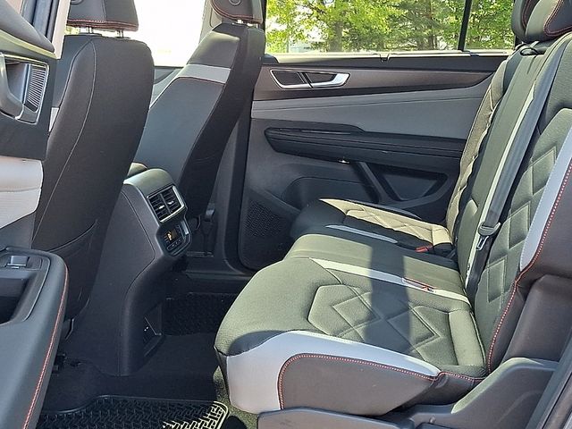 2026 Volkswagen Atlas 6
