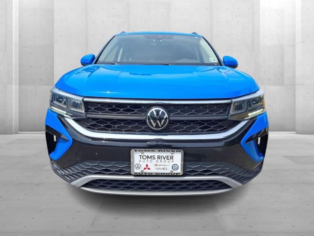 Used 2023 Volkswagen Taos 1.5T SE SUV