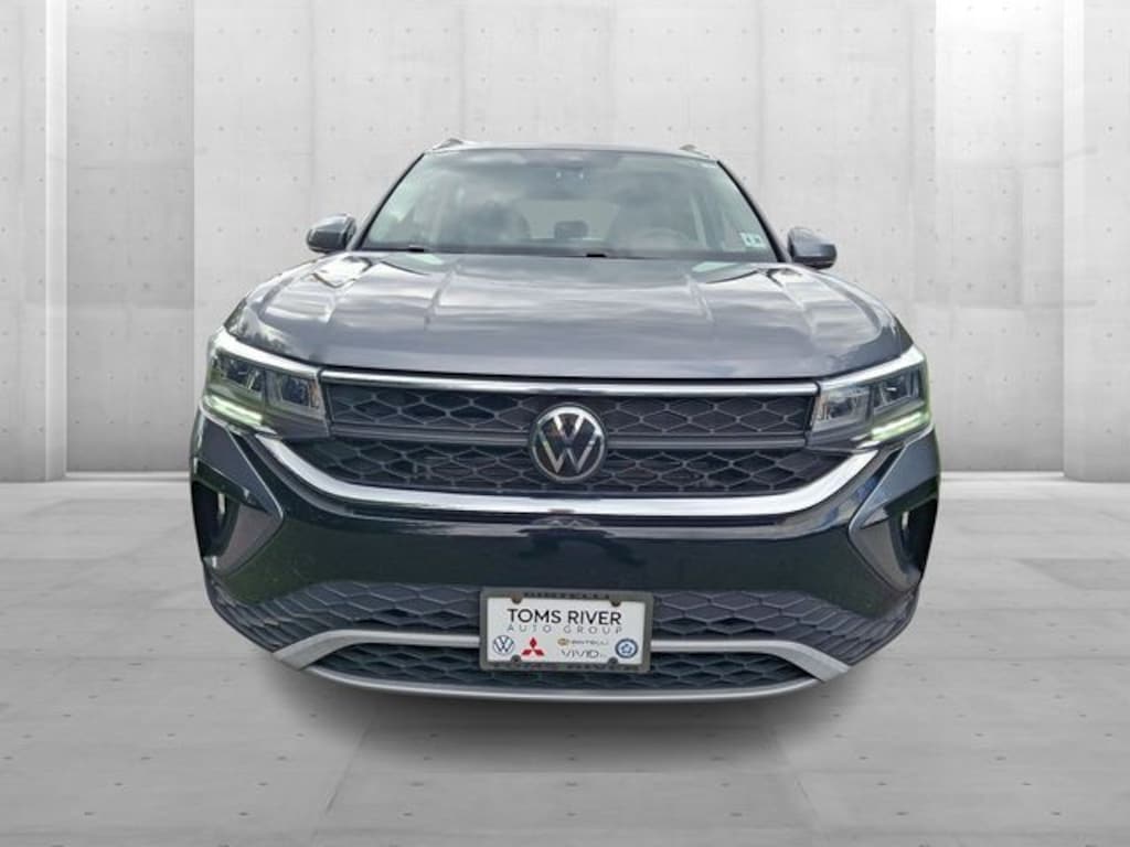 Used 2023 Volkswagen Taos 1.5T SE SUV