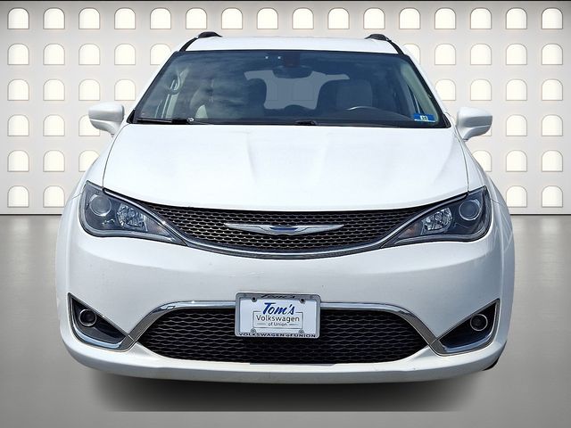 Used 2018 Chrysler Pacifica Touring L with VIN 2C4RC1BG0JR151958 for sale in Union, NJ