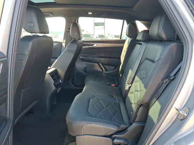 2026 Volkswagen Atlas Cross Sport 6