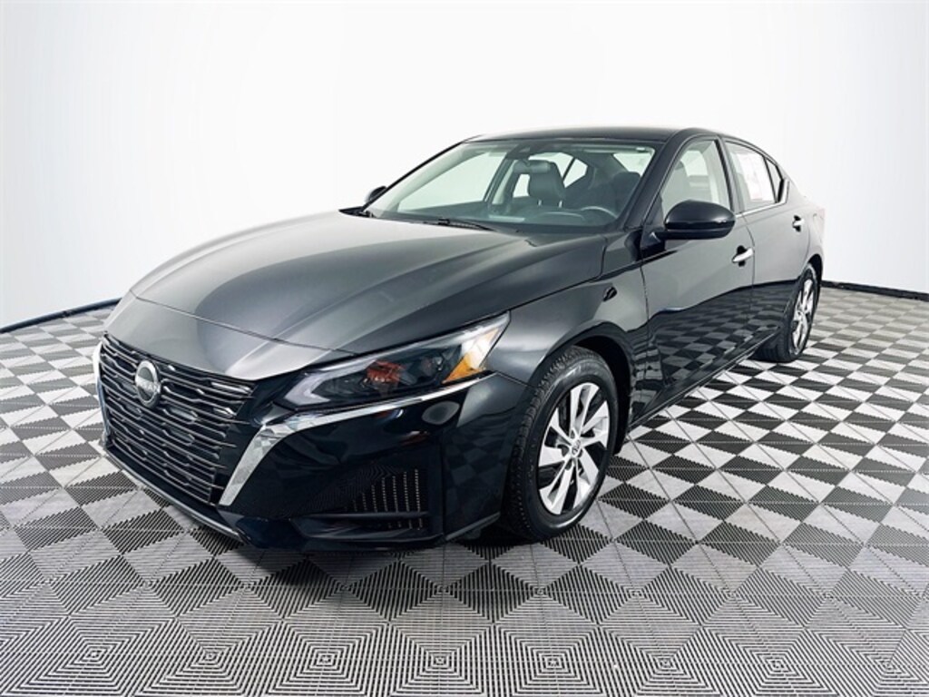 Used 2023 Nissan Altima 2.5 S Sedan