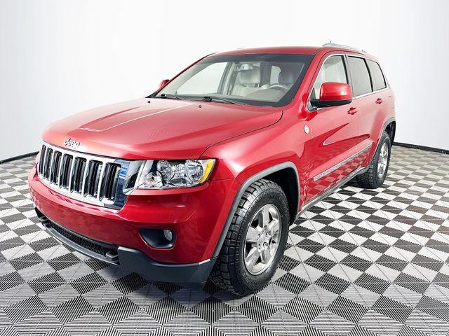 Used 2011 Jeep Grand Cherokee Laredo with VIN 1J4RR4GG8BC556527 for sale in Milan, IN