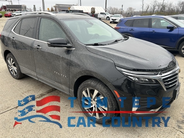 2022 Chevrolet Equinox Premier's photo