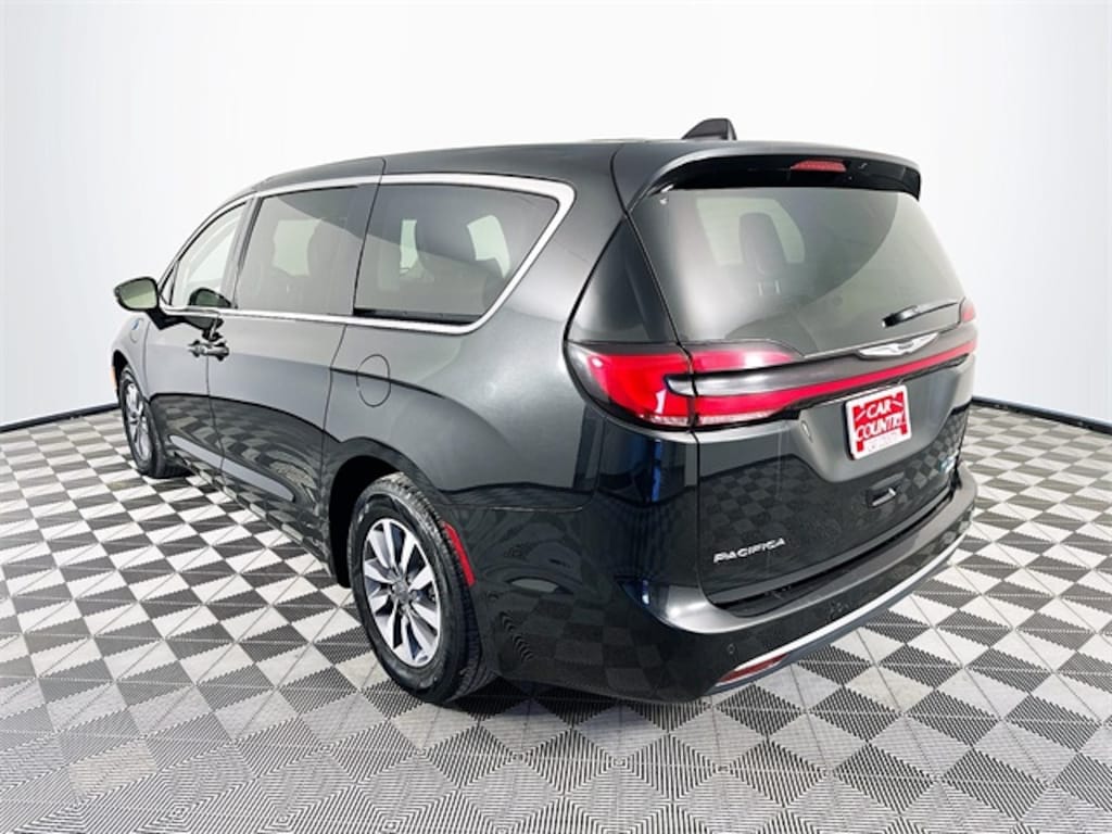 Used 2024 Chrysler Pacifica Hybrid Select Minivan/Van