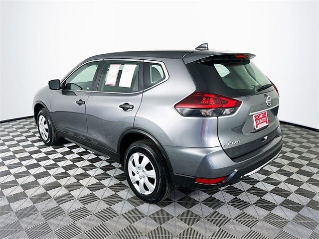 Used 2018 Nissan Rogue S with VIN 5N1AT2MV7JC729122 for sale in Milan, IN