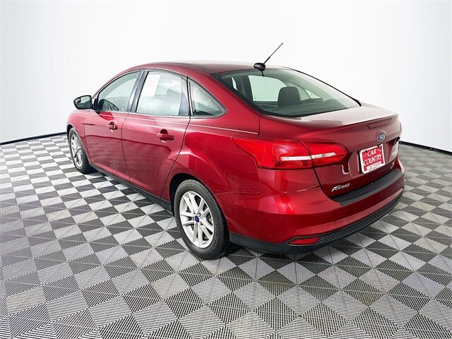 Used 2017 Ford Focus SE with VIN 1FADP3FE9HL295164 for sale in Milan, IN