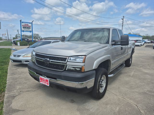 Used 2006 Chevrolet Silverado 2500HD LT1 with VIN 1GCHC29U16E284519 for sale in Milan, IN