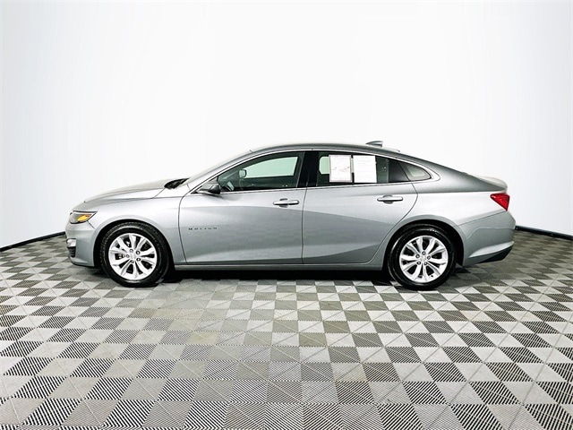 Used 2023 Chevrolet Malibu 1LT with VIN 1G1ZD5ST4PF233881 for sale in Milan, IN
