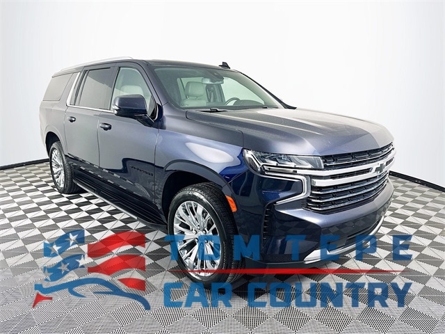 2021 Chevrolet Suburban LT's photo