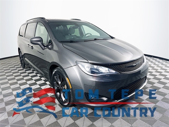 2019 Chrysler Pacifica Touring Plus