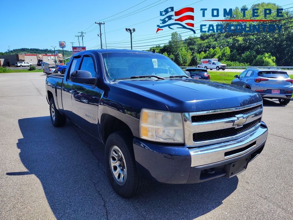 Used 2011 Chevrolet Silverado 1500 LS with VIN 1GCRKREA9BZ370062 for sale in Milan, IN