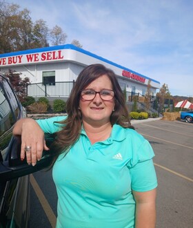 Staff member Erica Morgan from ID_28628716ed5d