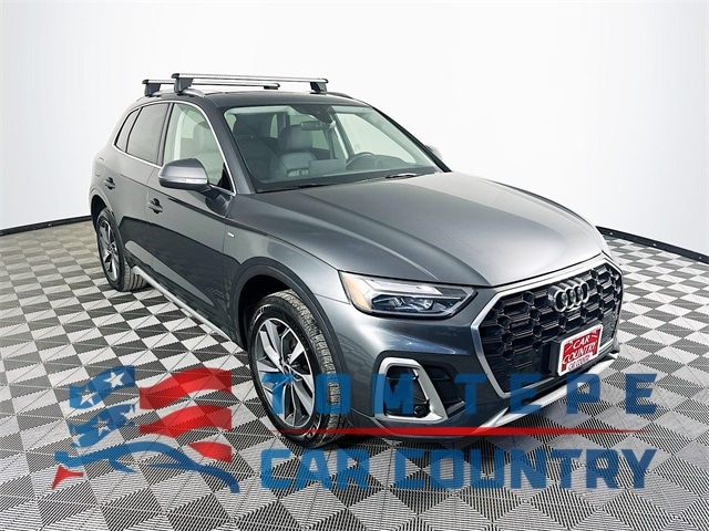 2023 Audi Q5 Premium Plus's photo