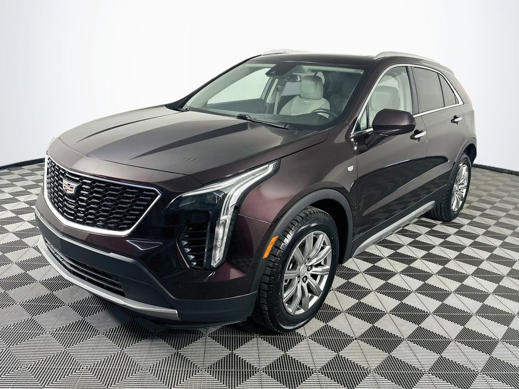 Used 2020 Cadillac XT4 Premium Luxury with VIN 1GYFZDR44LF051722 for sale in Milan, IN