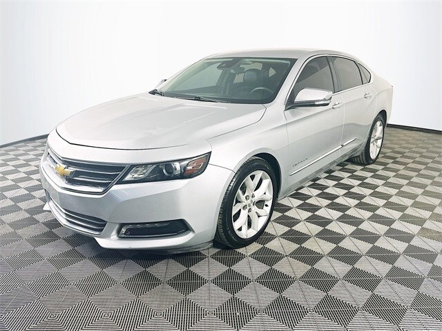 Used 2016 Chevrolet Impala 2LZ with VIN 2G1145S32G9130612 for sale in Milan, IN