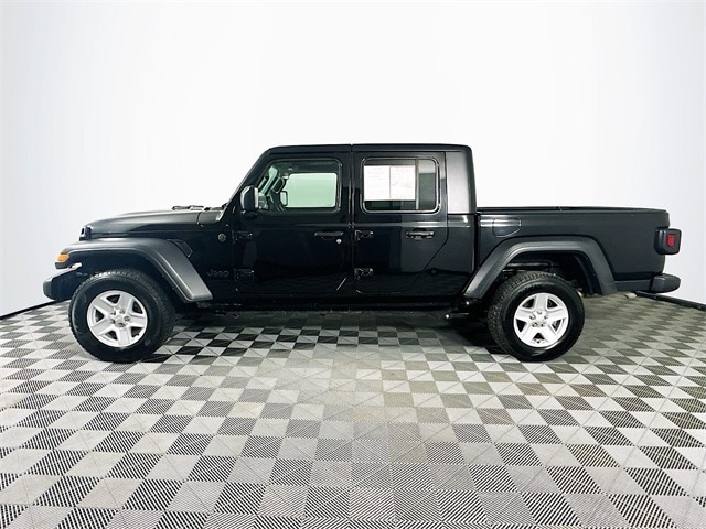 Used 2023 Jeep Gladiator Sport S with VIN 1C6HJTAG0PL529199 for sale in Milan, IN